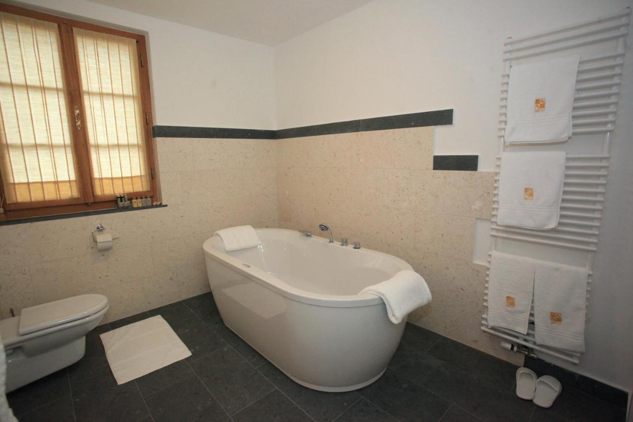Villa Grad Strmol à Cerklje na Gorenjskem Extérieur photo